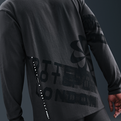 Tottenham Hotspur Men's Nike Soccer Long-Sleeve T-Shirt. Nike.com